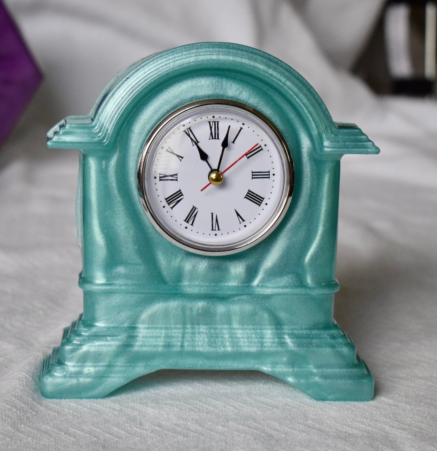 Small resin Mantle or Desktop Clocks