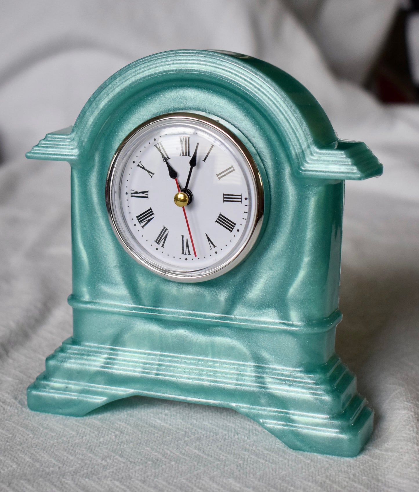 Small resin Mantle or Desktop Clocks