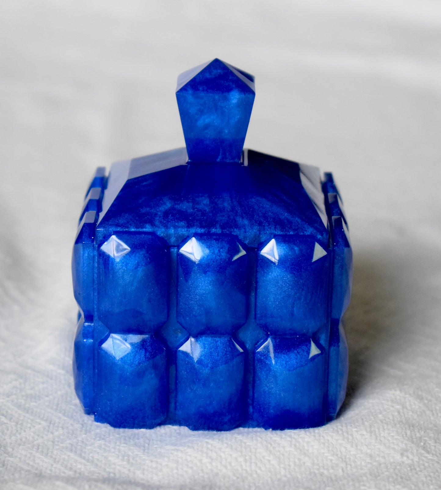 Resin beveled jewelry box