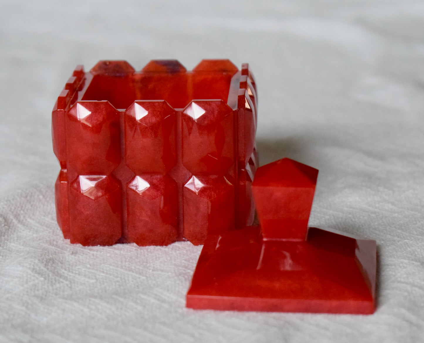 Resin beveled jewelry box